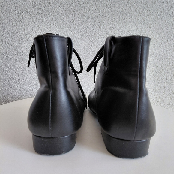 VERY FINE Dance Black Booties - Picture 9 of 15